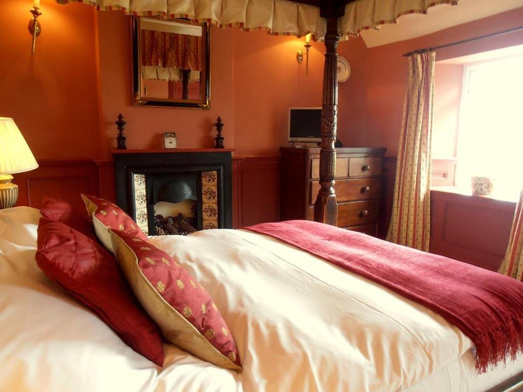 Clutton The Hunters Rest Inn מראה חיצוני תמונה